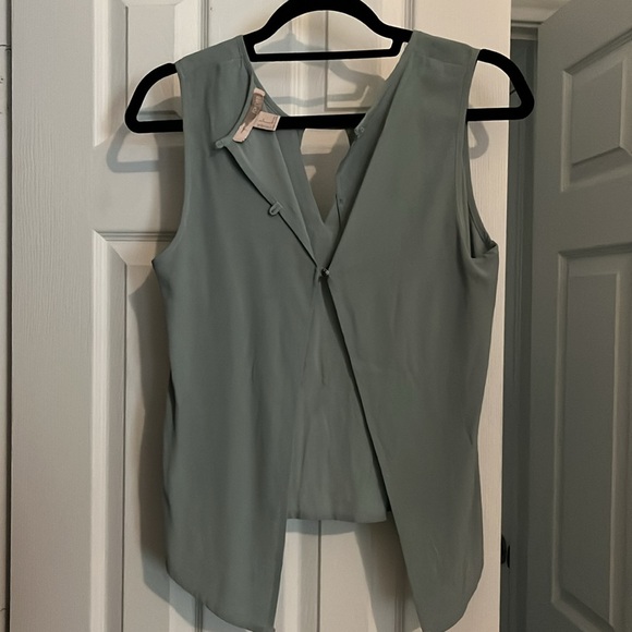 Forever 21 Top - Picture 3 of 4